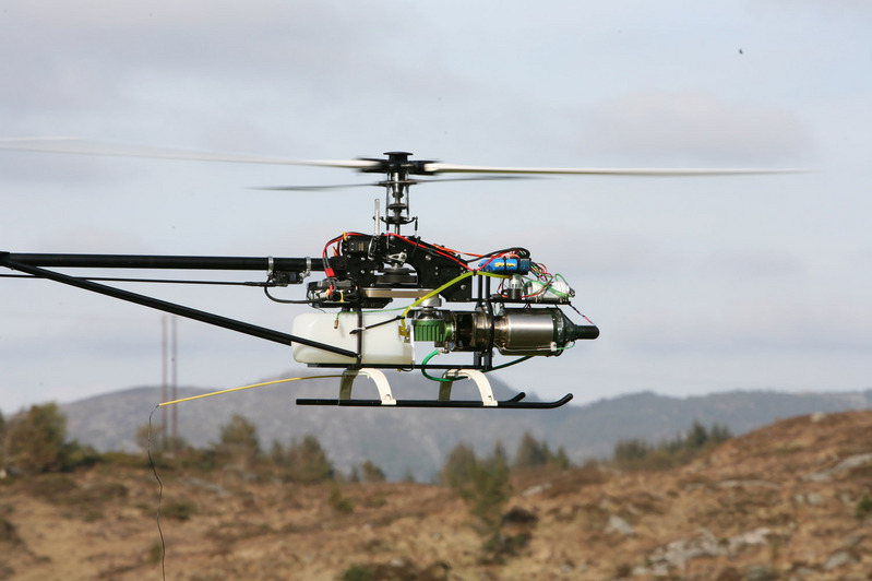 the Robbe Nova Cuatro turbine helicopter